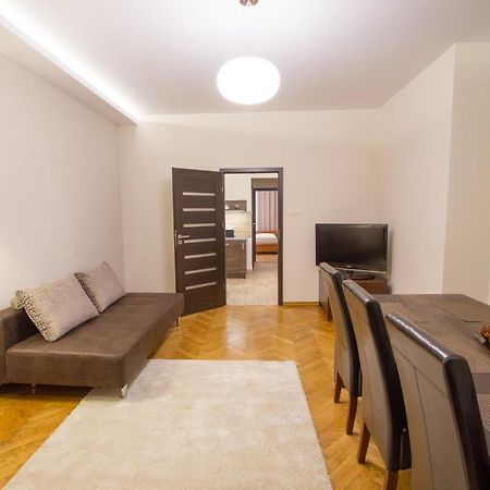 شقة كراكوفيا  في Apartament King Size المظهر الخارجي الصورة